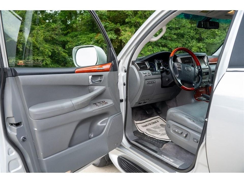 2009 Lexus LX 570