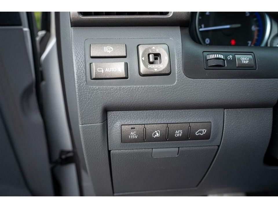 2009 Lexus LX 570