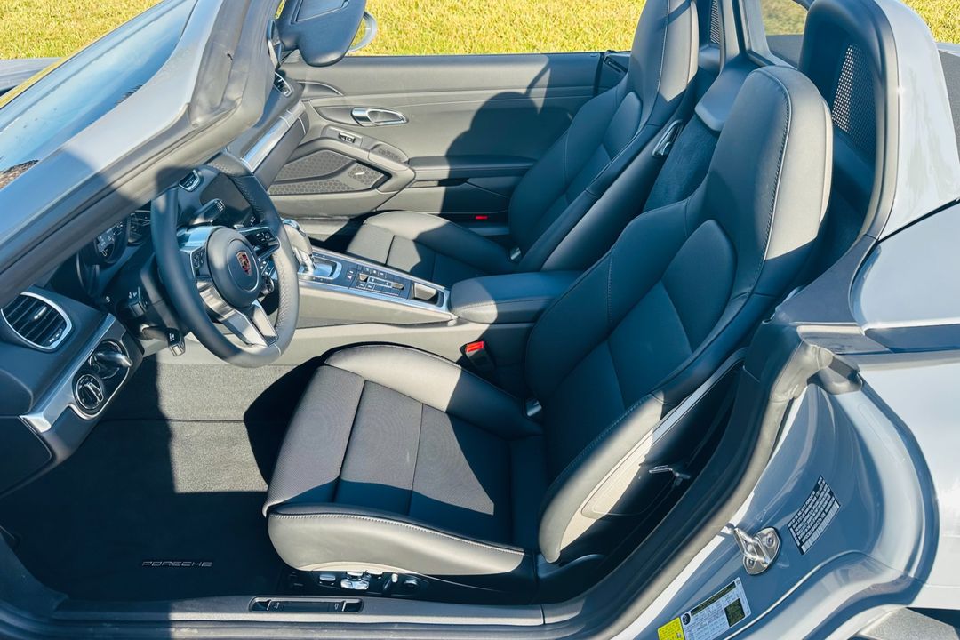 2025 Porsche 718 Boxster