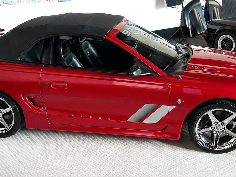1995 Ford Saleen Mustang