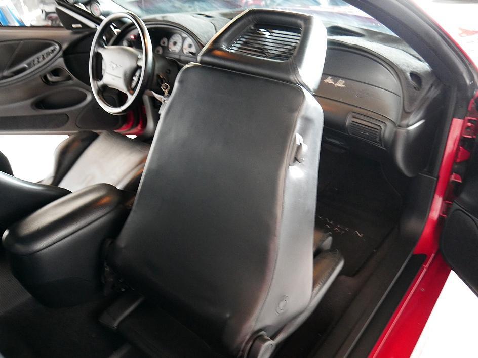 1995 Ford Saleen Mustang