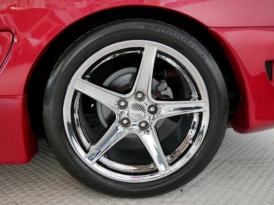 1995 Ford Saleen Mustang