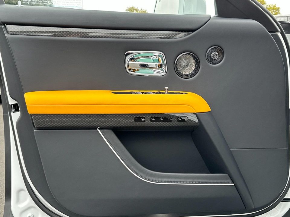 2025 Rolls-Royce Black Badge