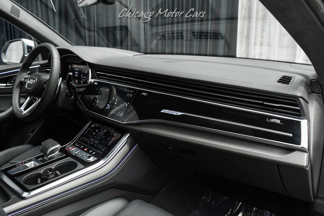 2024 Audi RS Q8