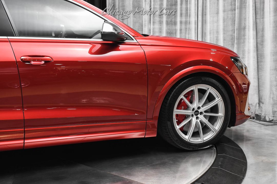 2024 Audi RS Q8