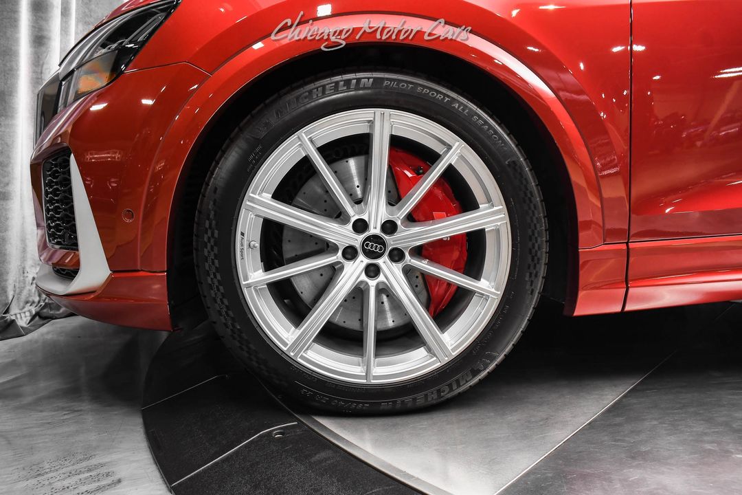 2024 Audi RS Q8