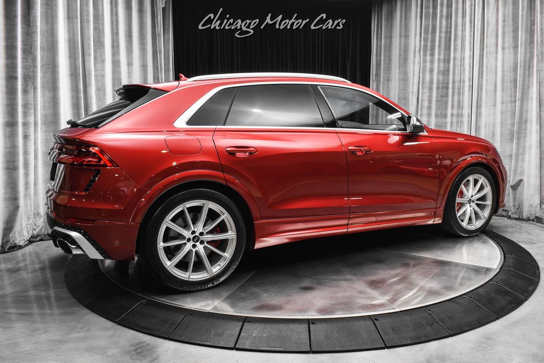 2024 Audi RS Q8