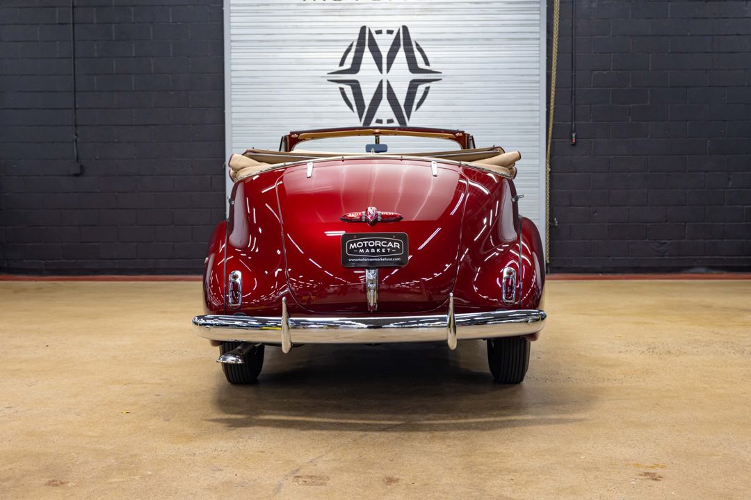 1940 Buick Series 50 Phaeton