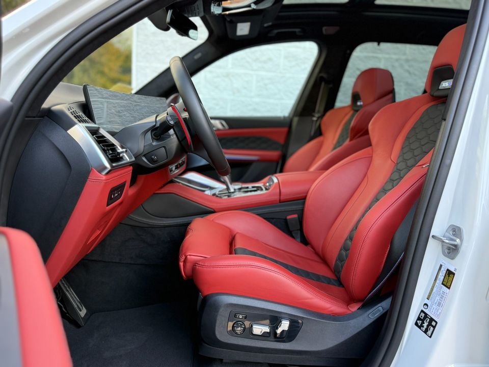 2025 BMW X5 M