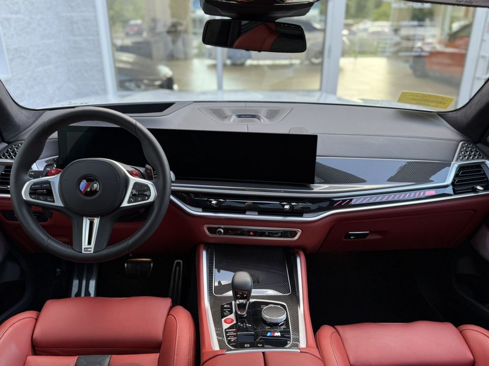 2025 BMW X5 M
