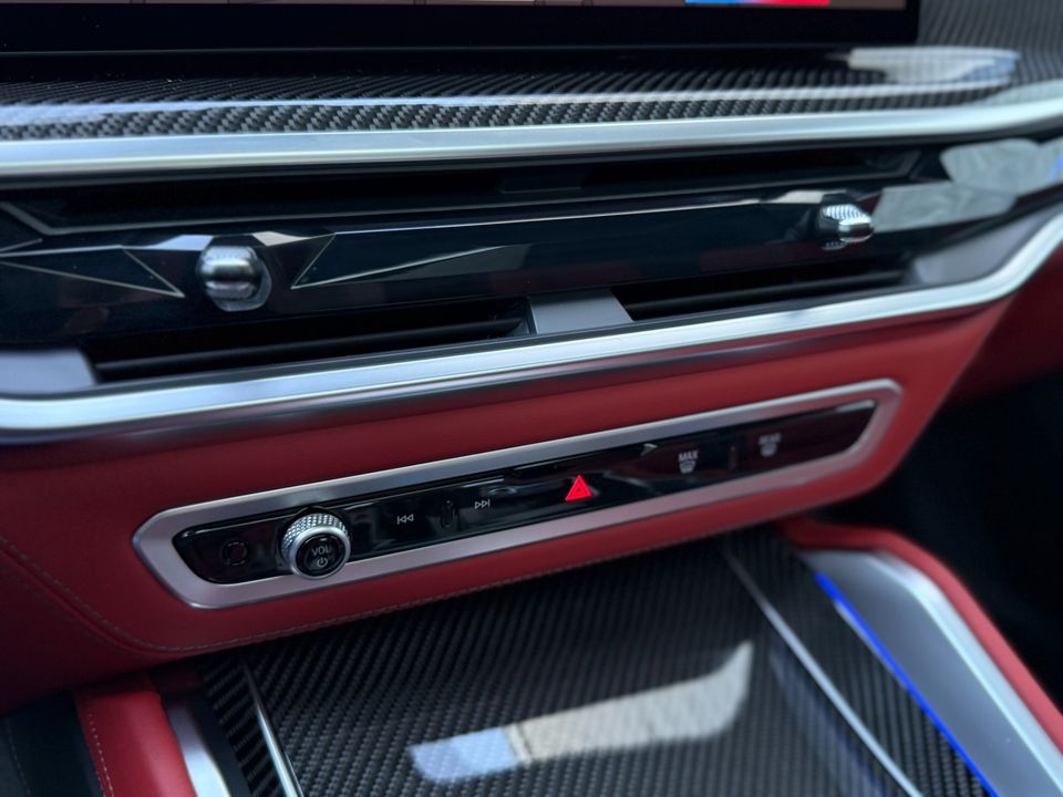 2025 BMW X5 M