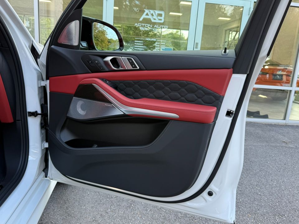 2025 BMW X5 M