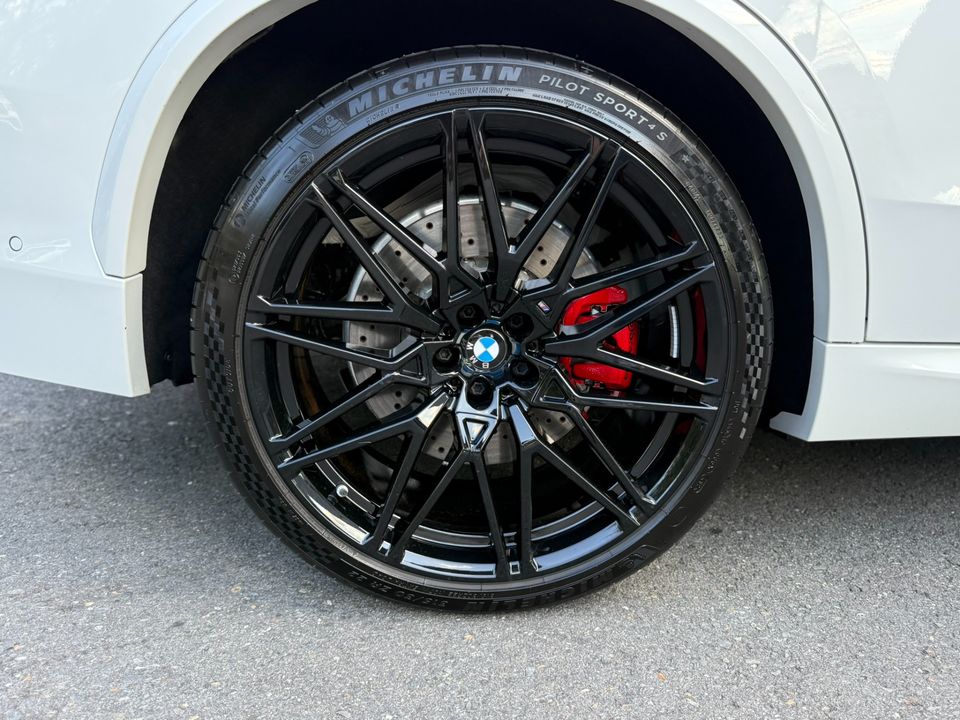 2025 BMW X5 M