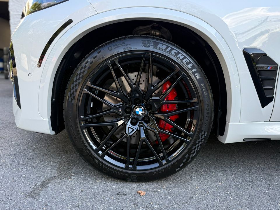 2025 BMW X5 M