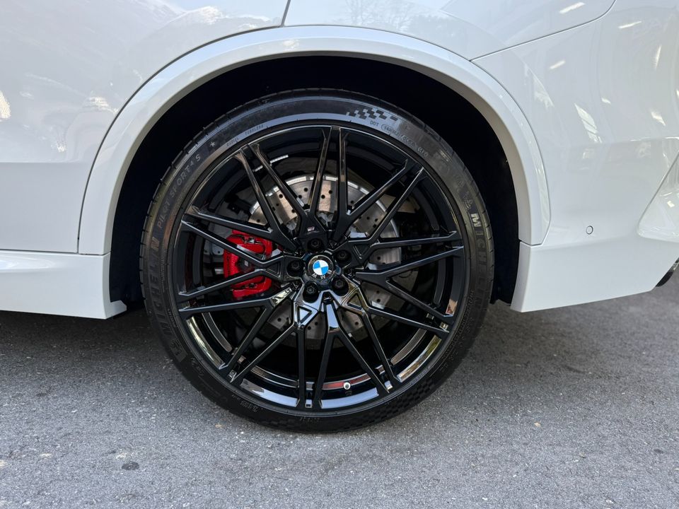 2025 BMW X5 M