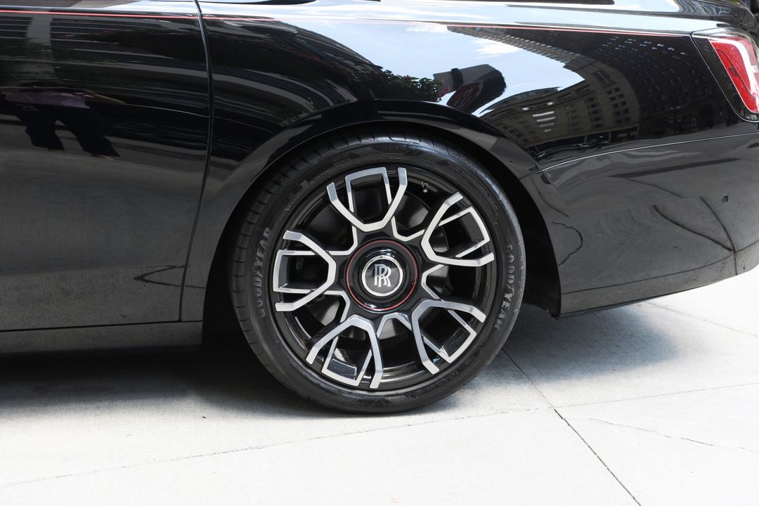 2023 Rolls-Royce Black Badge Ghost