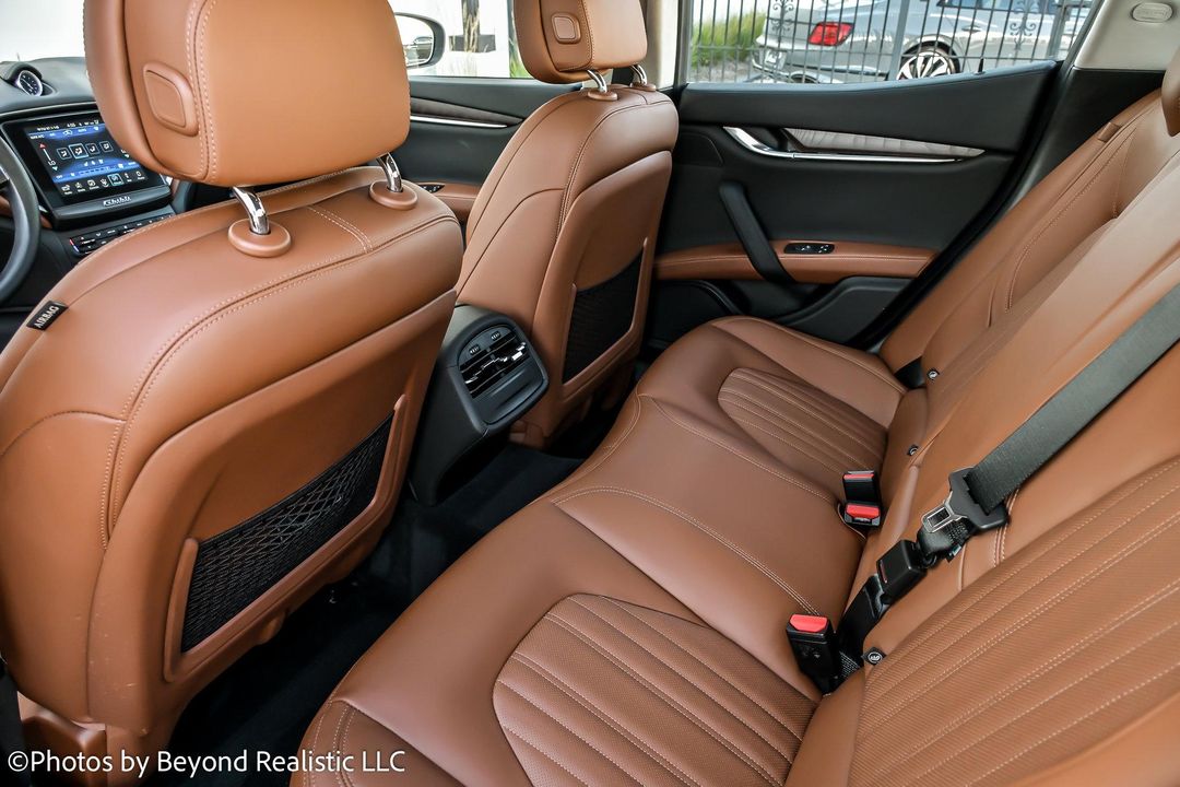 2017 Maserati Ghibli