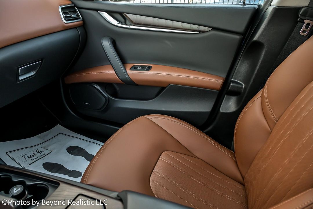 2017 Maserati Ghibli