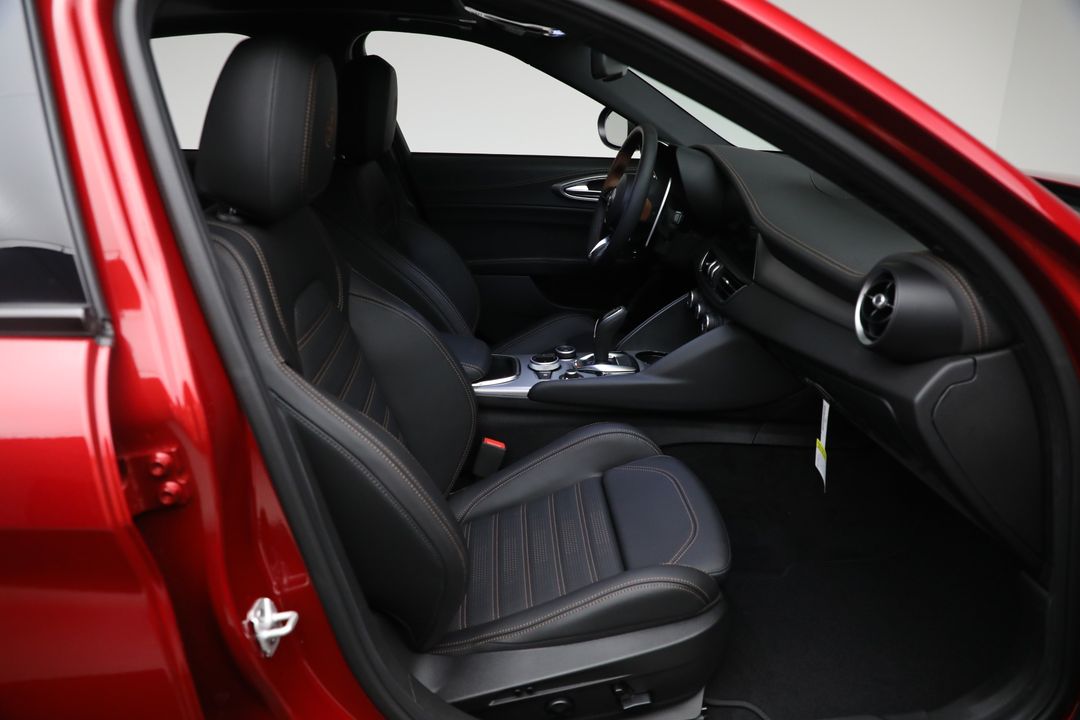 2025 Alfa Romeo Giulia