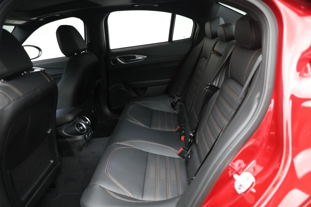2025 Alfa Romeo Giulia