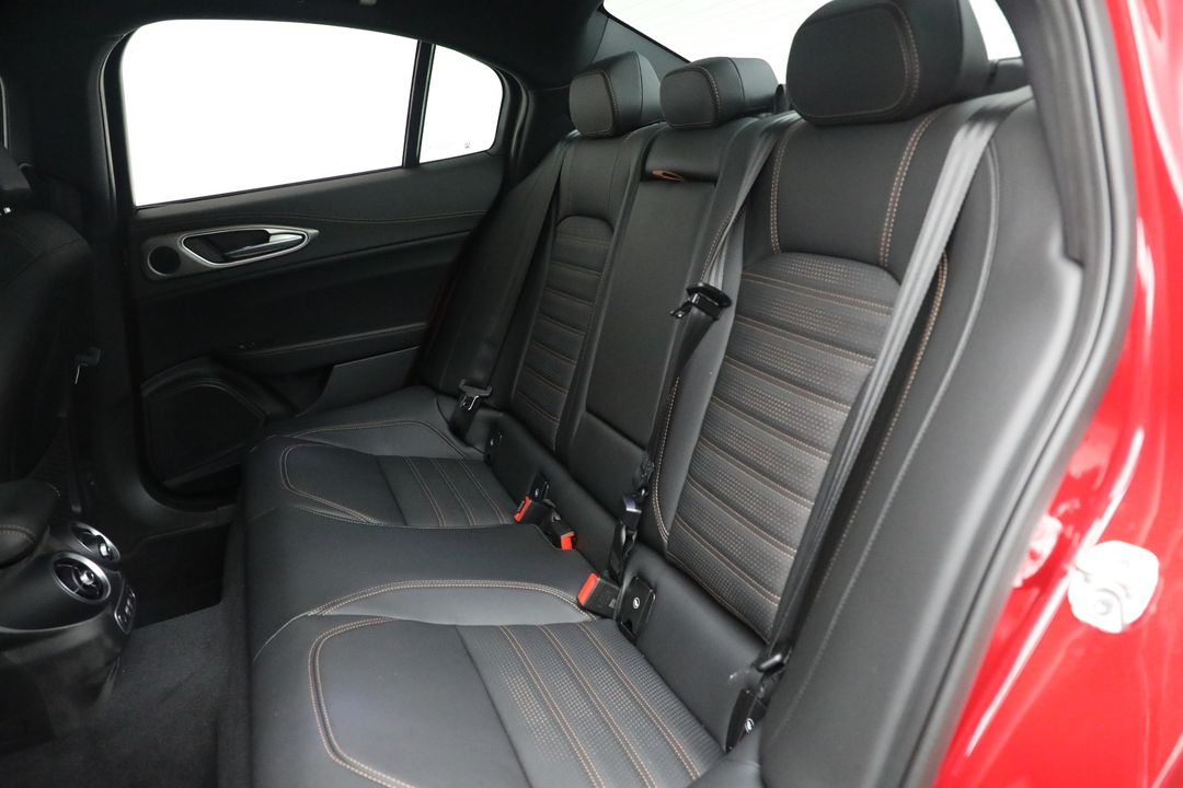 2025 Alfa Romeo Giulia