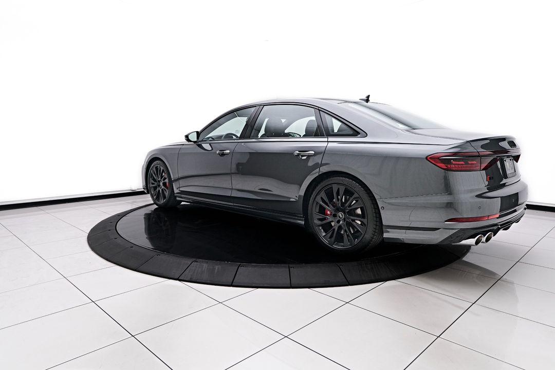 2025 Audi S8