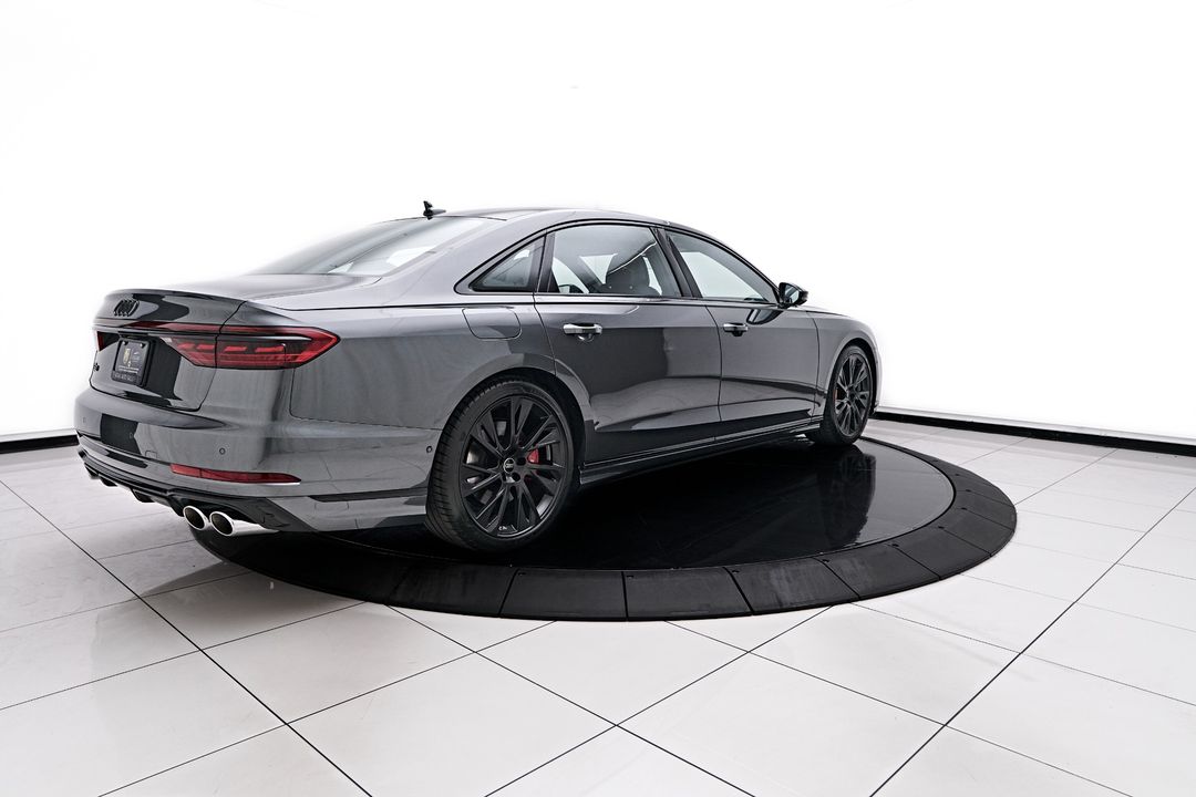 2025 Audi S8