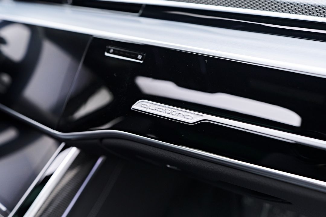 2025 Audi S8