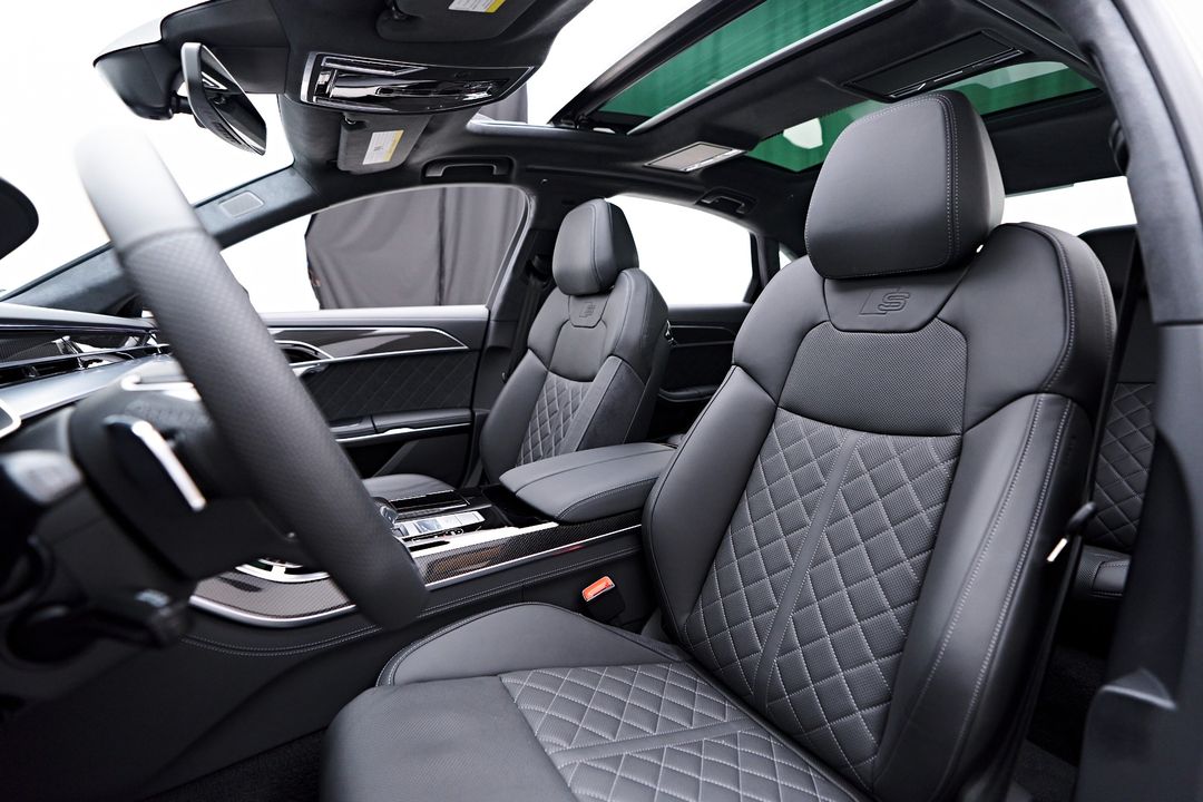 2025 Audi S8