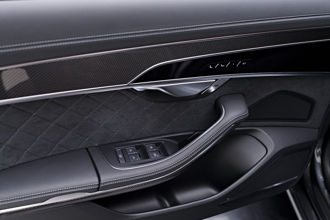 2025 Audi S8