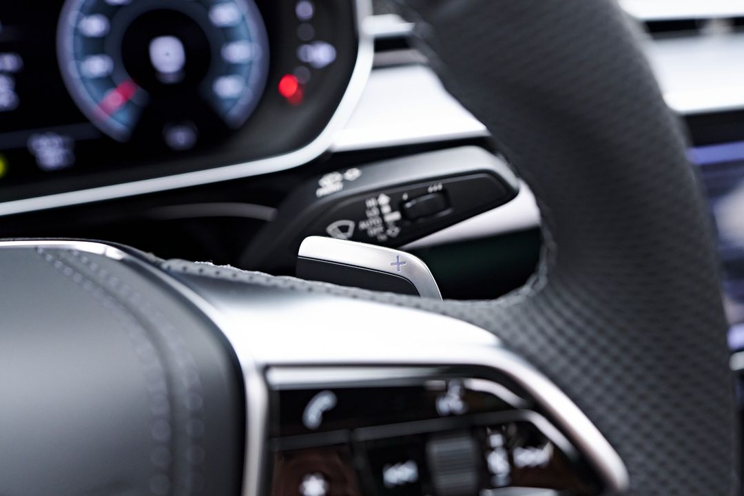 2025 Audi S8