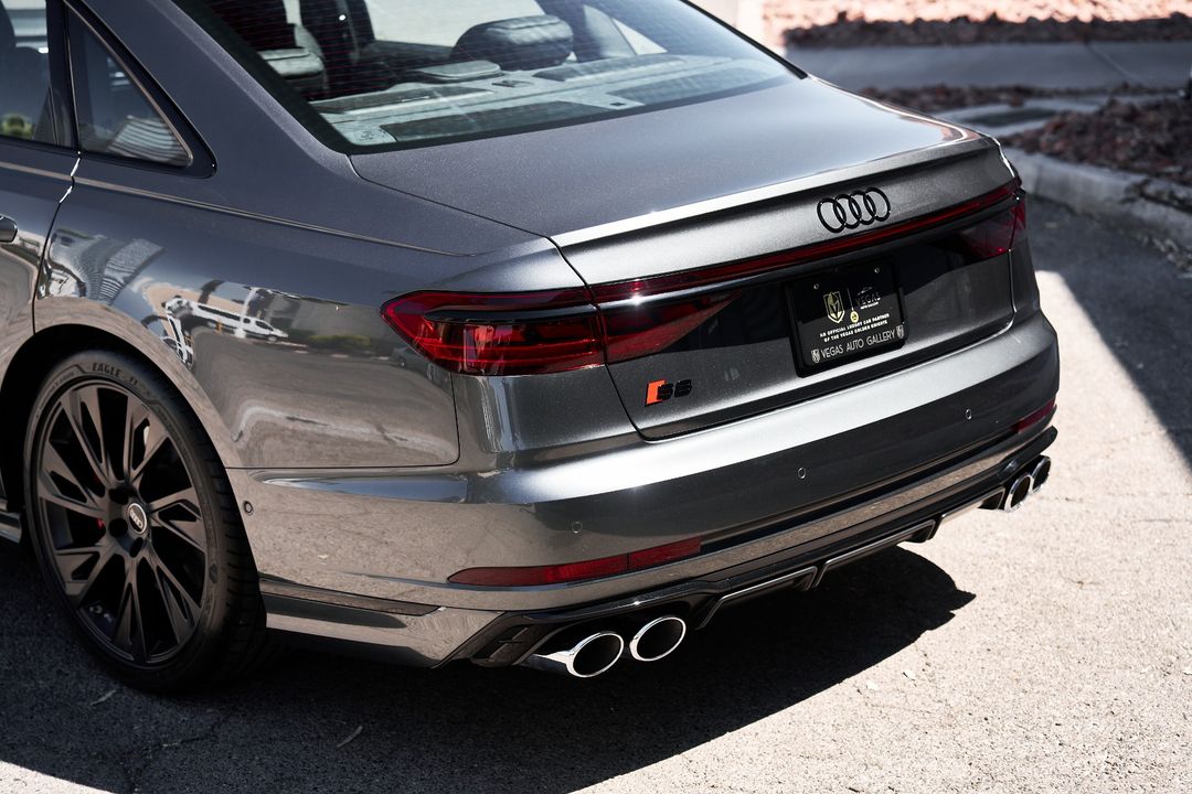 2025 Audi S8