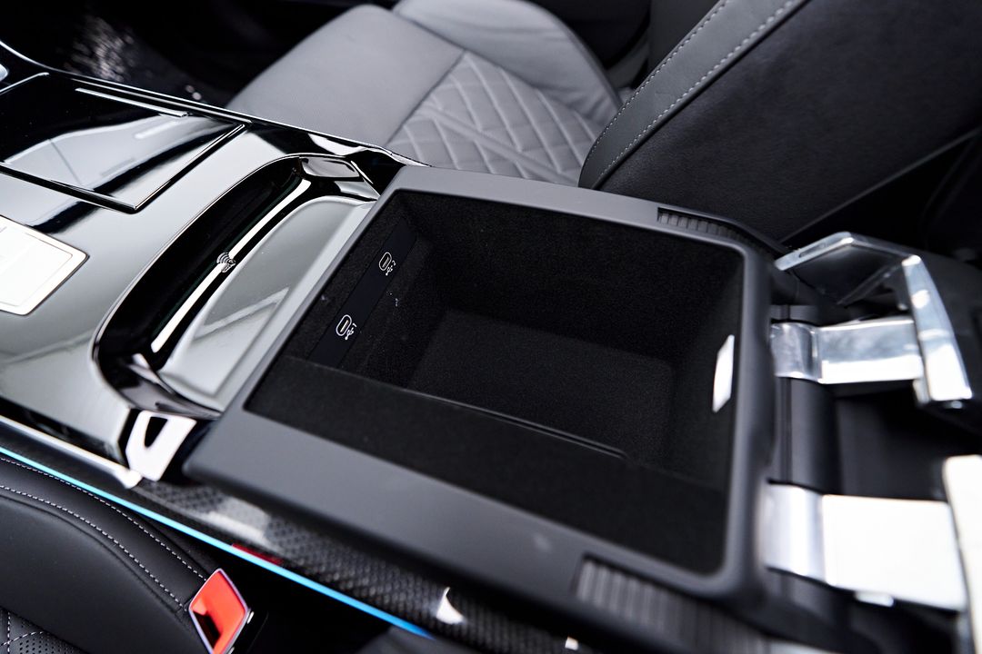 2025 Audi S8