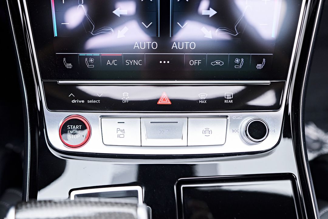2025 Audi S8