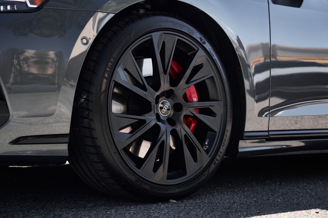 2025 Audi S8