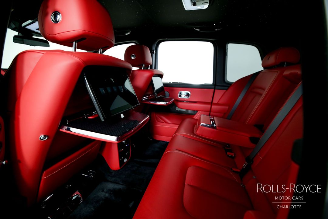 2025 Rolls-Royce Black Badge Cullinan