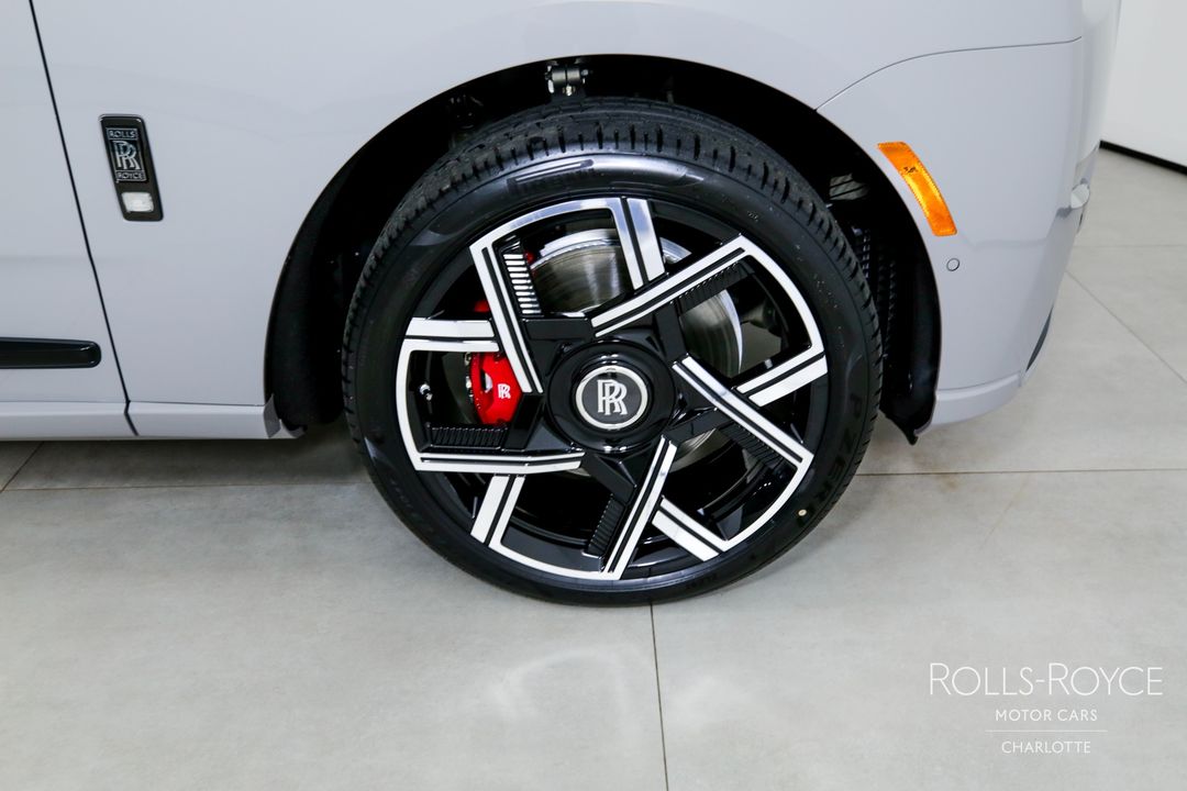 2025 Rolls-Royce Black Badge Cullinan