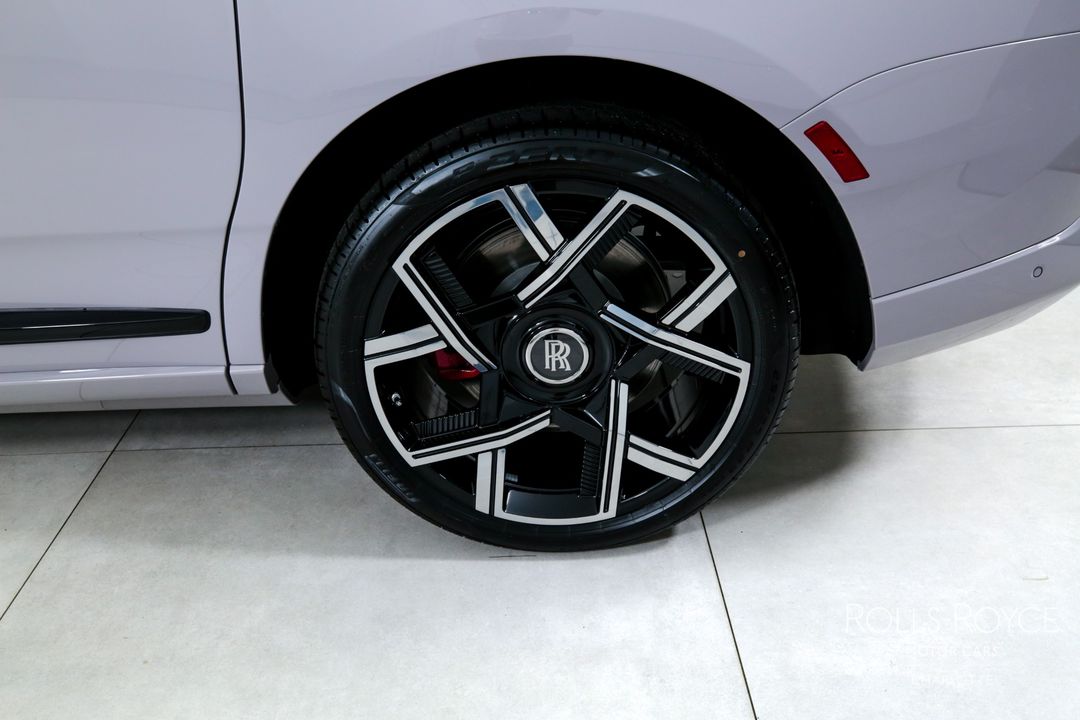 2025 Rolls-Royce Black Badge Cullinan