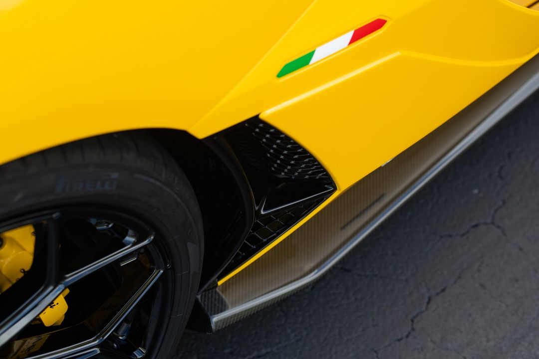 2022 Lamborghini Aventador