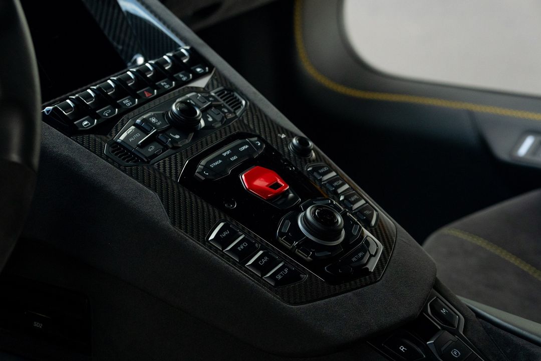 2022 Lamborghini Aventador