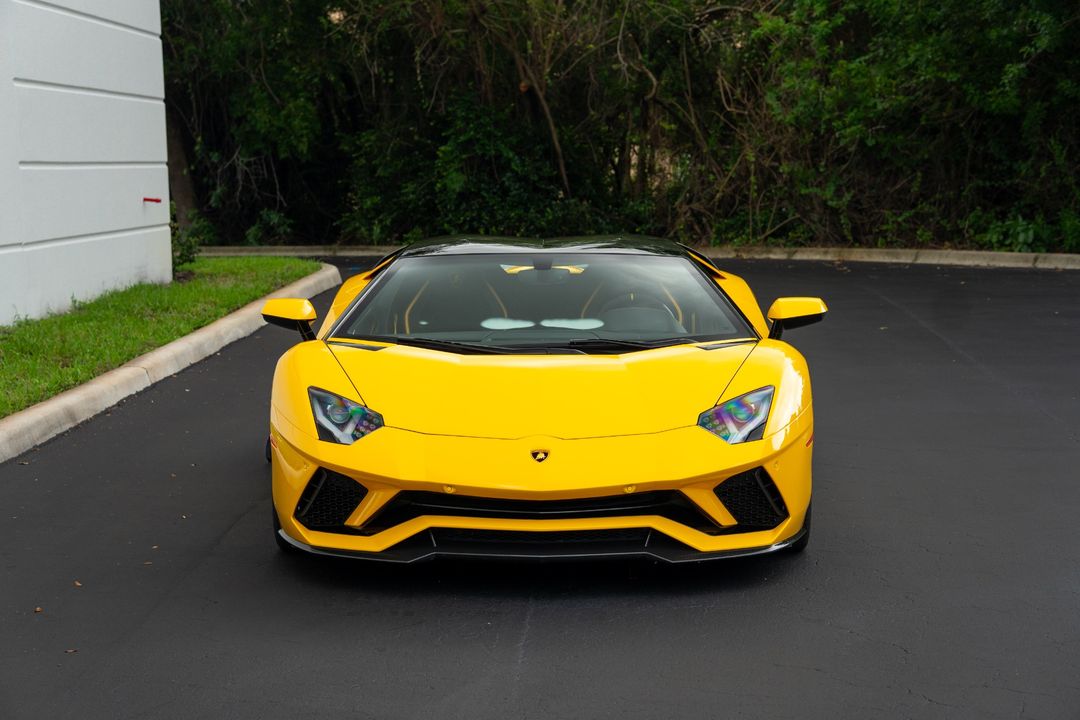 2022 Lamborghini Aventador