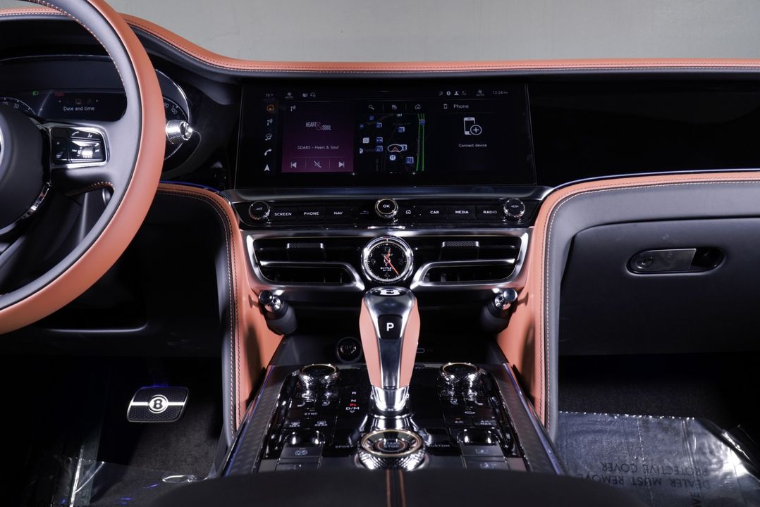 2025 Bentley Flying Spur