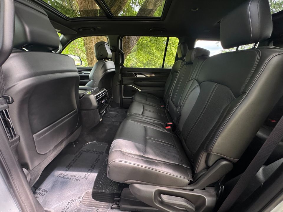 2024 Jeep Wagoneer