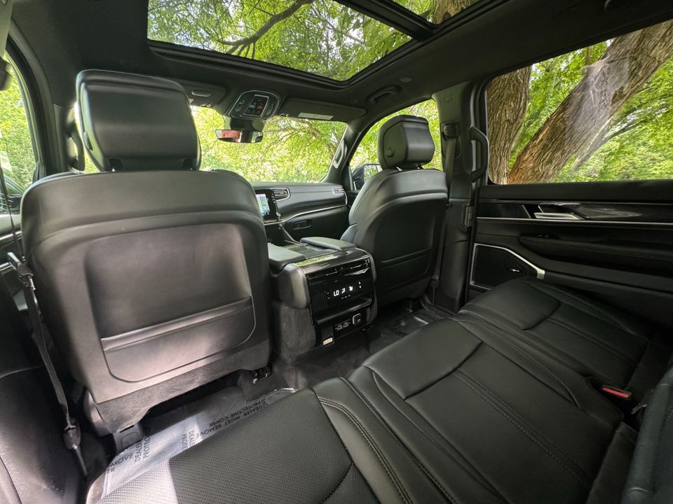 2024 Jeep Wagoneer