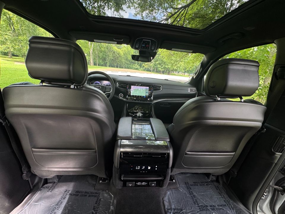 2024 Jeep Wagoneer