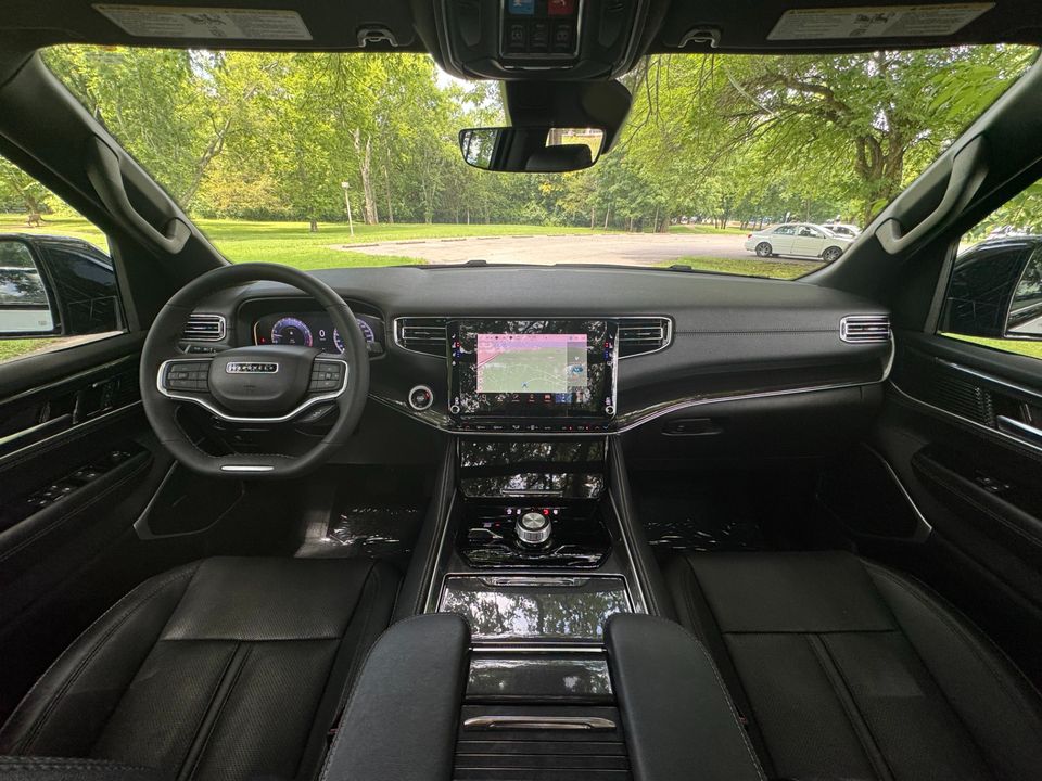 2024 Jeep Wagoneer