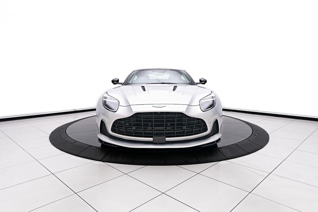 2024 Aston Martin DB12