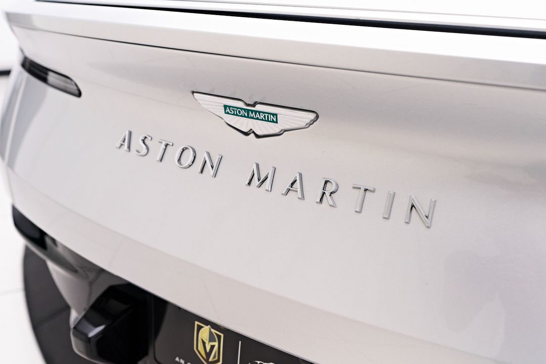 2024 Aston Martin DB12