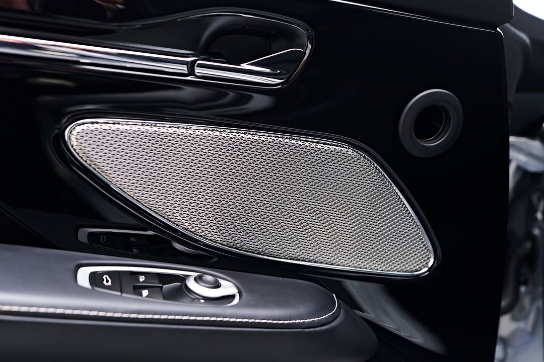 2024 Aston Martin DB12