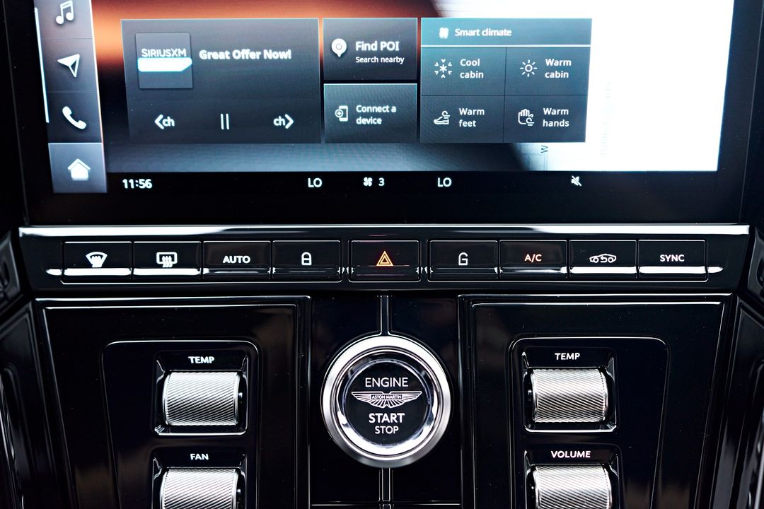 2024 Aston Martin DB12